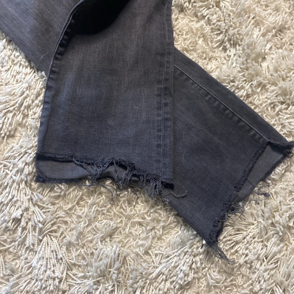 Madewell Cali Demi-Boot Jeans: Asymmetrical Hem Edition Size 26 Tall Button Fly - Picture 8 of 8